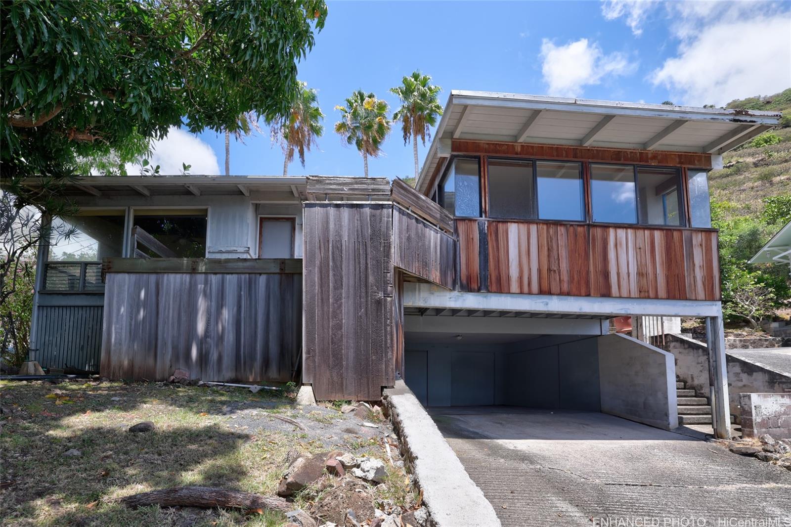 5422 Halapepe Street