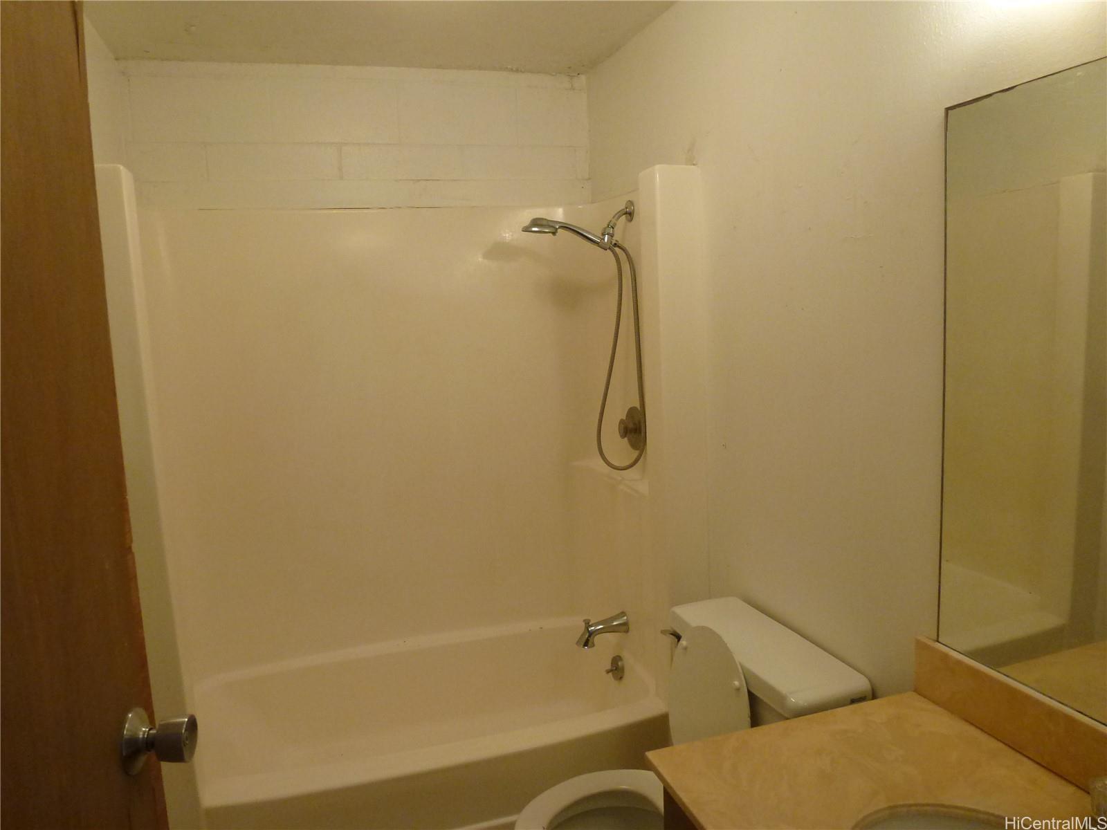 95-028 Kahoea Street  Unit 165