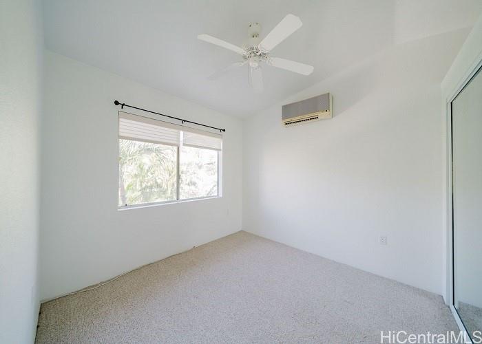 Photo 21 of 25