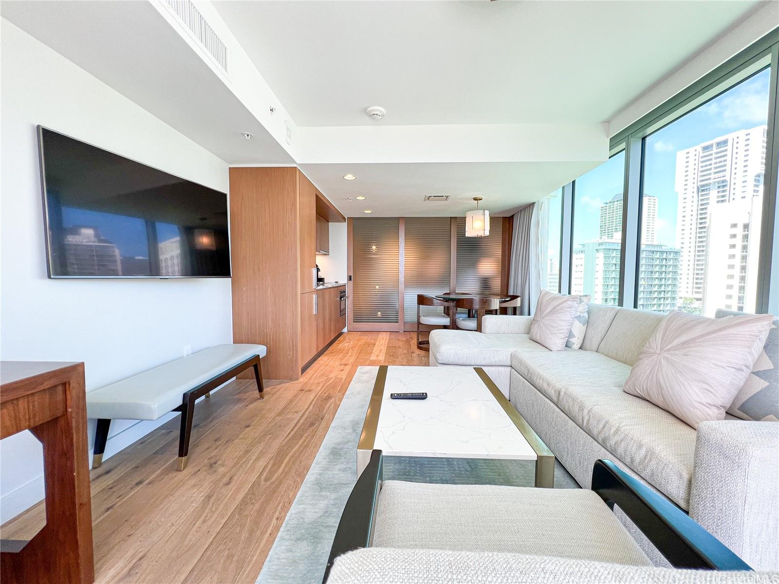 2139 Kuhio Avenue 1112