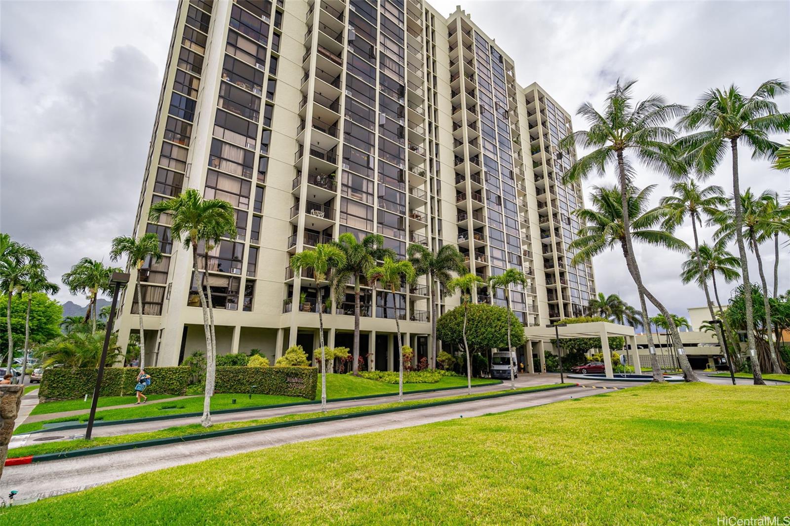 322 Aoloa Street  Unit 1708