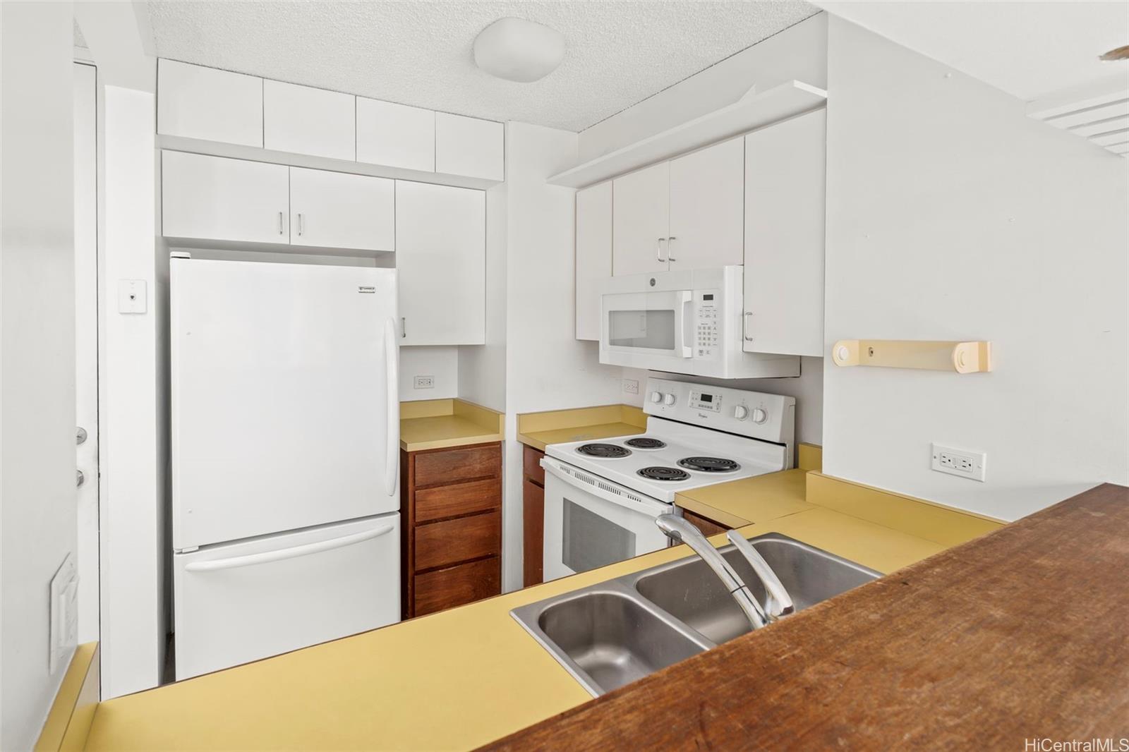 322 Aoloa Street  Unit 1708