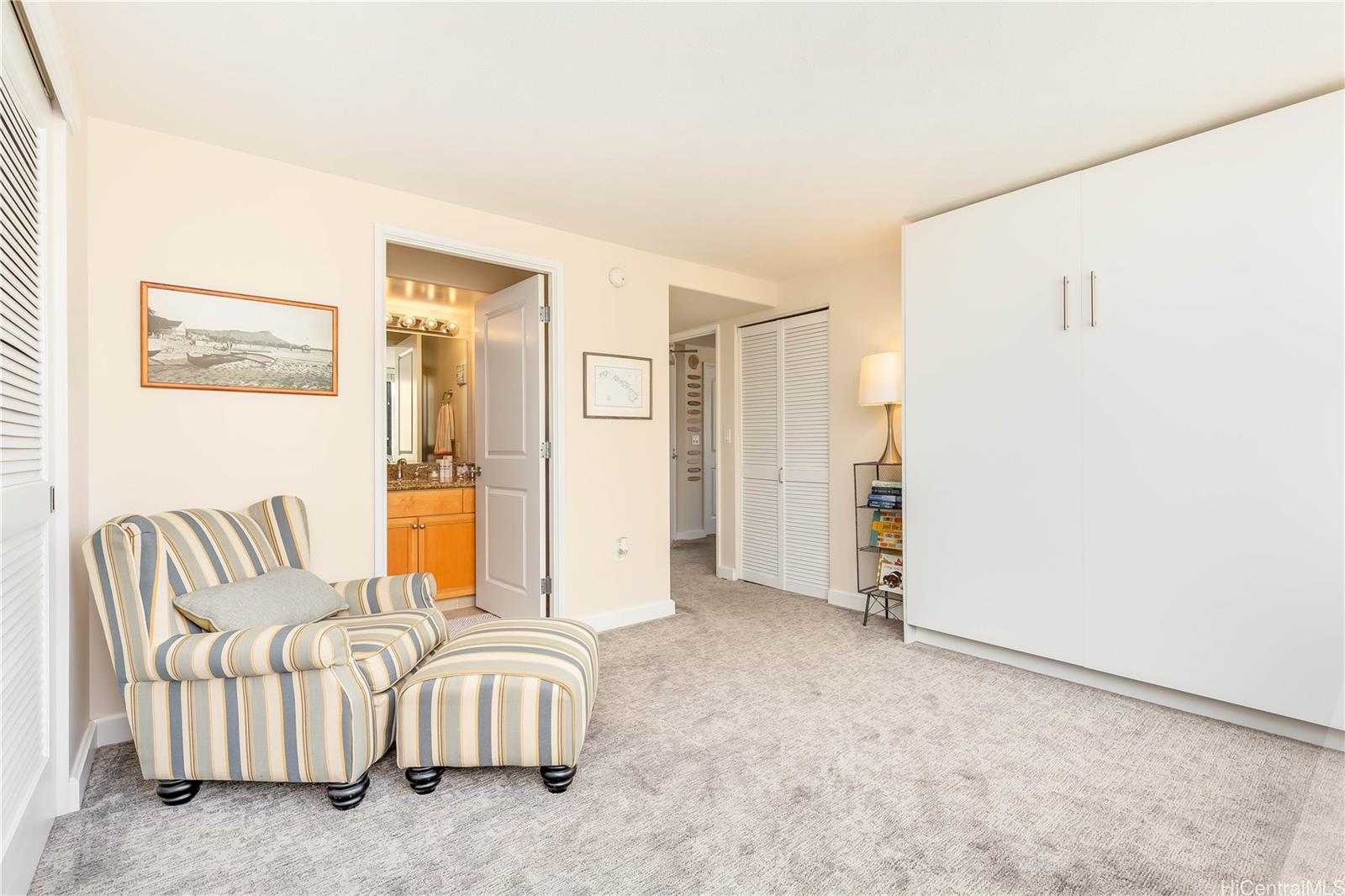 343 Hobron Lane  Unit 2701