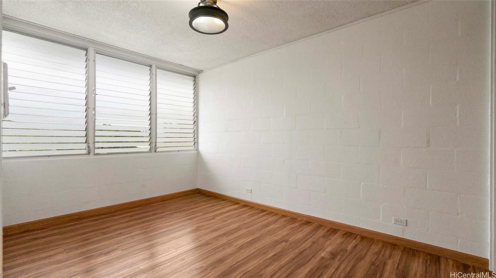94-249 Waikele Road  Unit A304