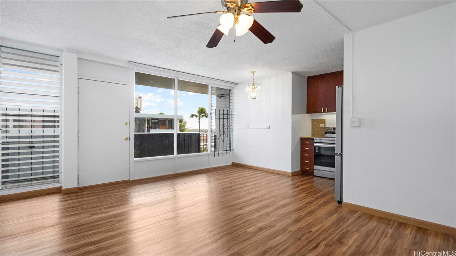 94-249 Waikele Road  Unit A304