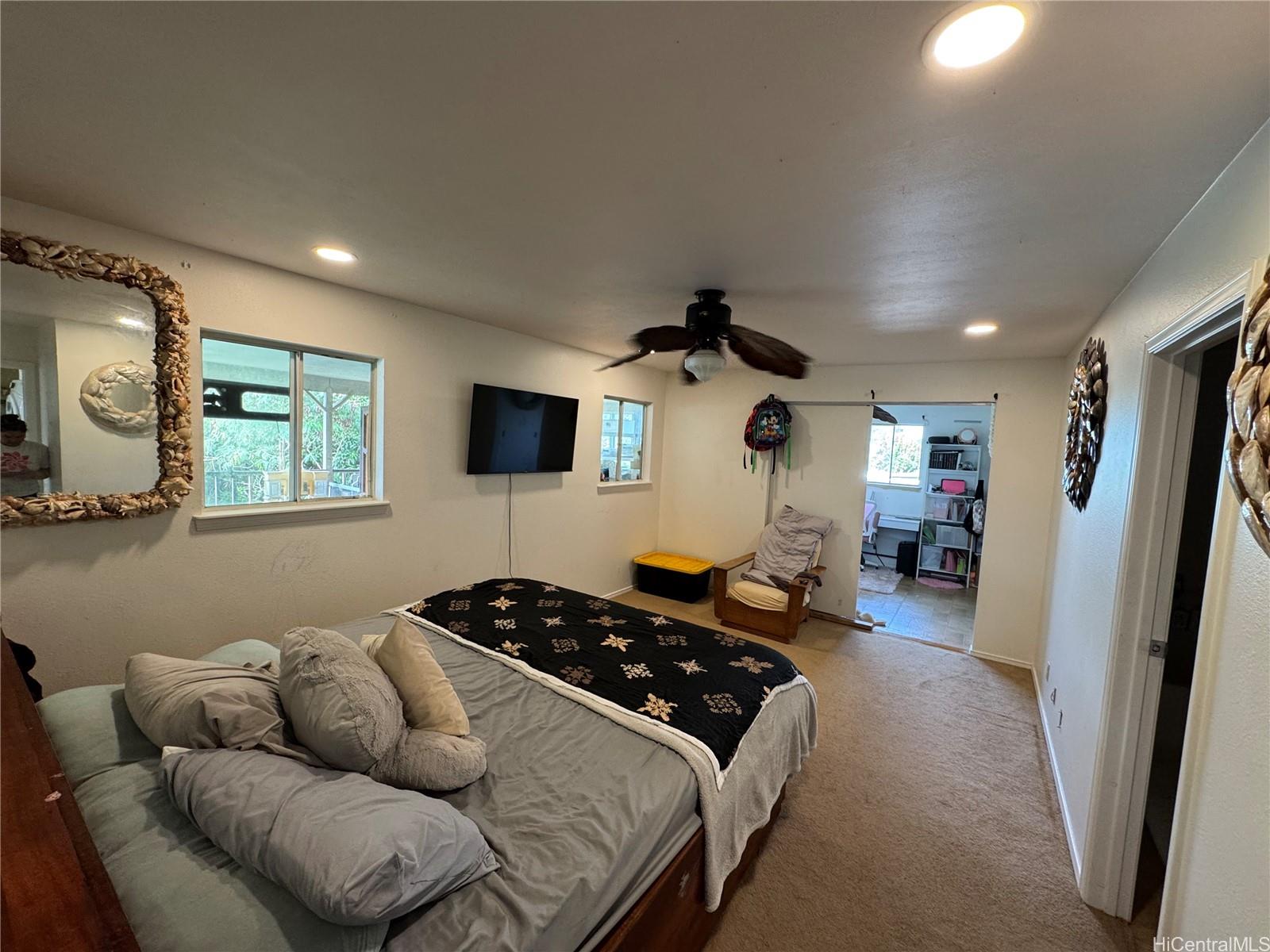 Photo 5 of 21