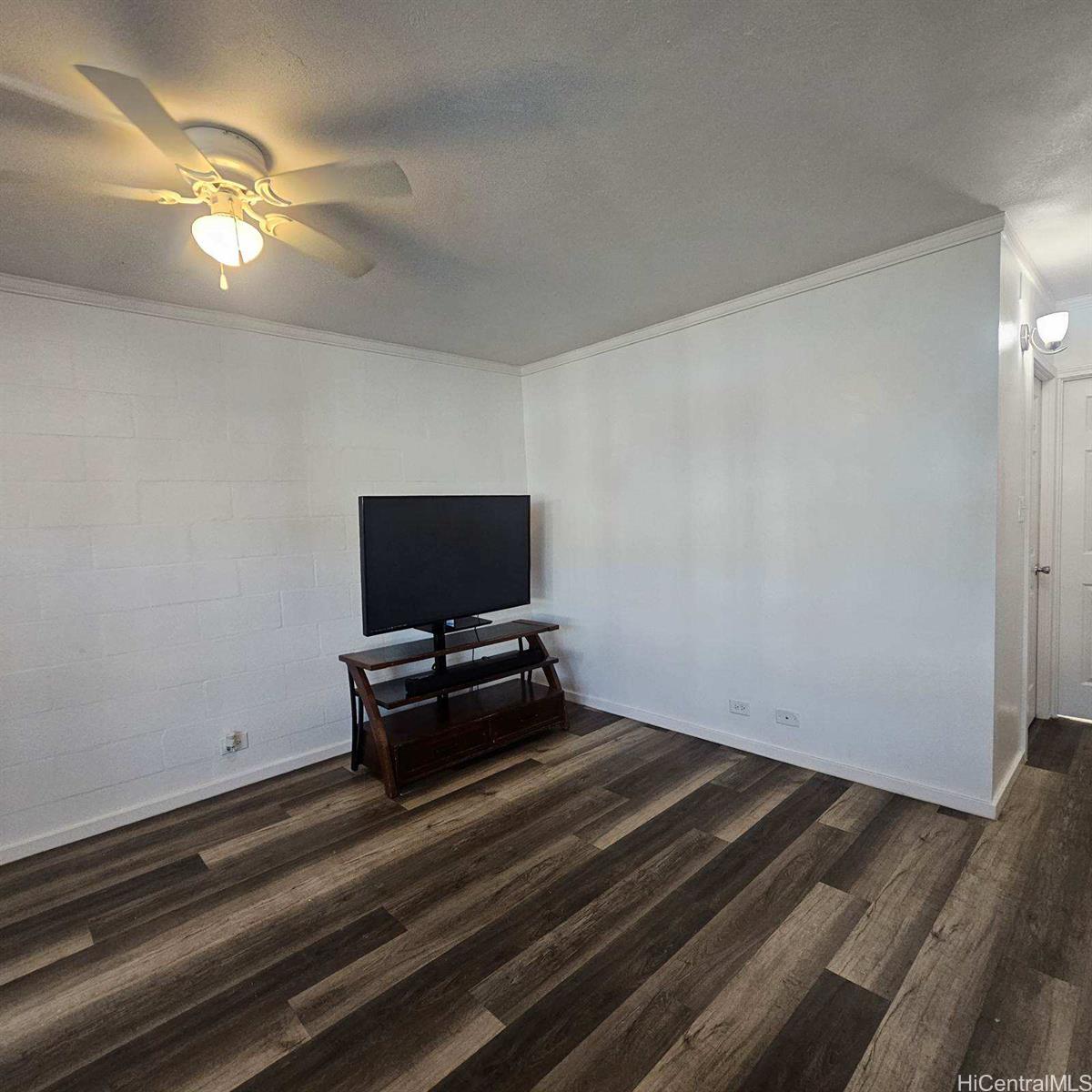 94-249 Waikele Road  Unit B214