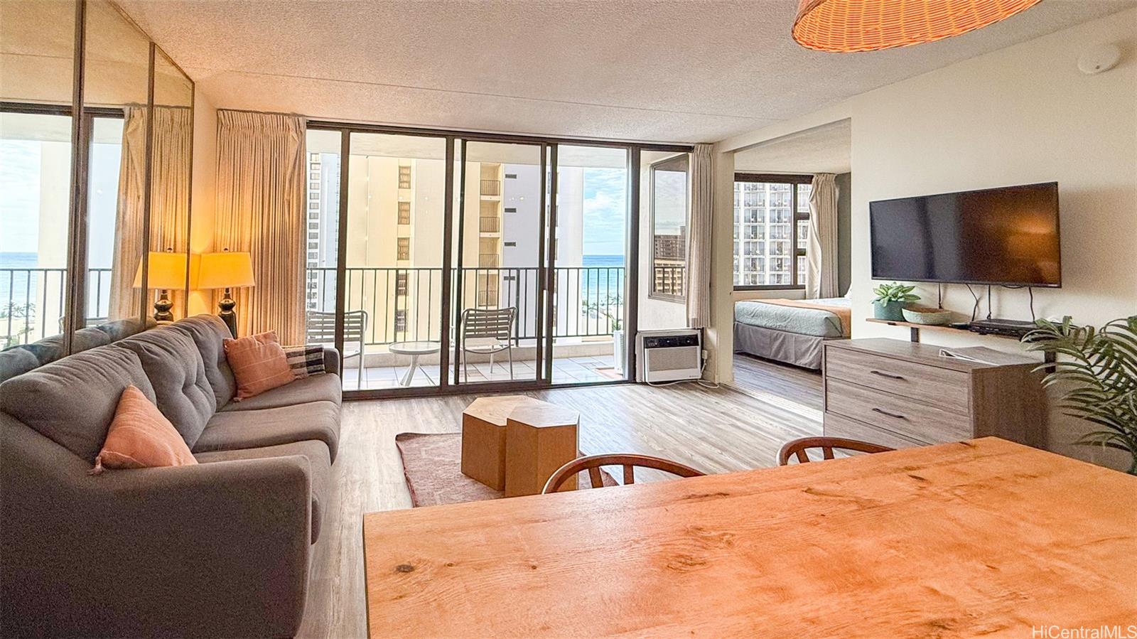 201 Ohua Avenue 1806-T2