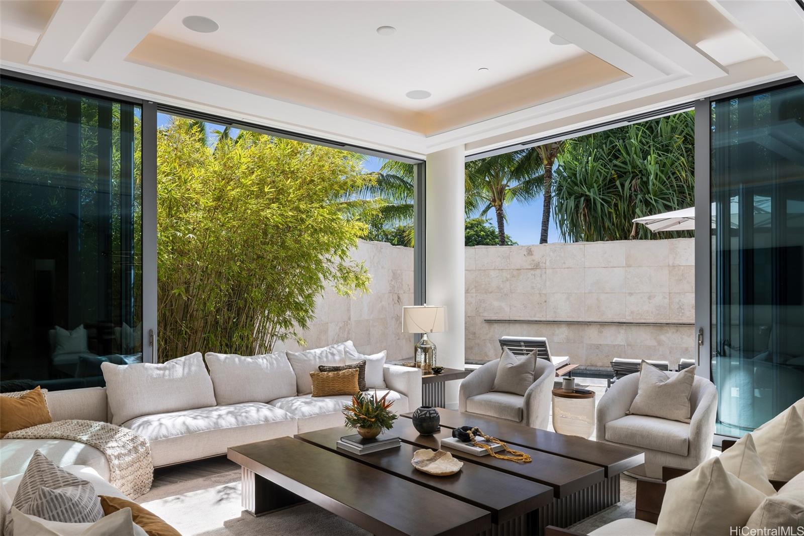 1118 Ala Moana Boulevard  Unit 1