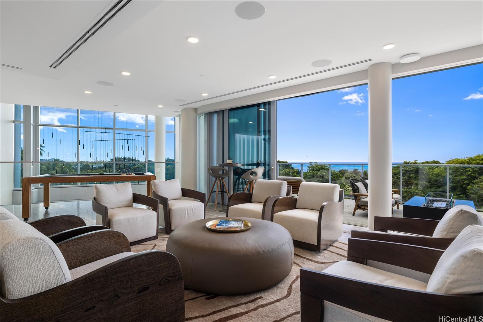 1118 Ala Moana Boulevard  Unit 1