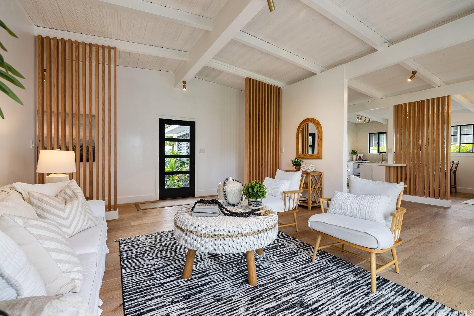 114 Kaelepulu Drive