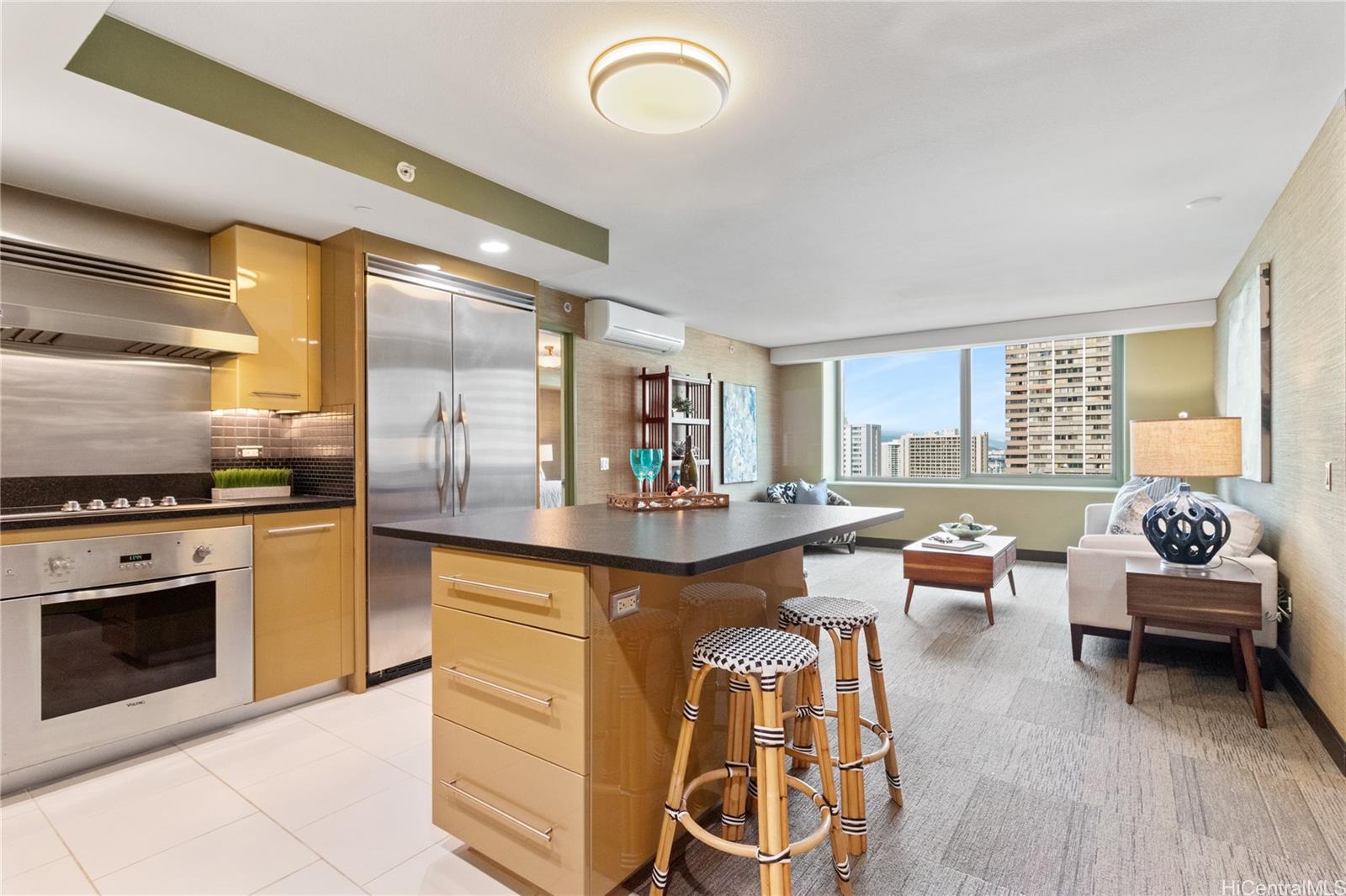 1200 Queen Emma Street 1705