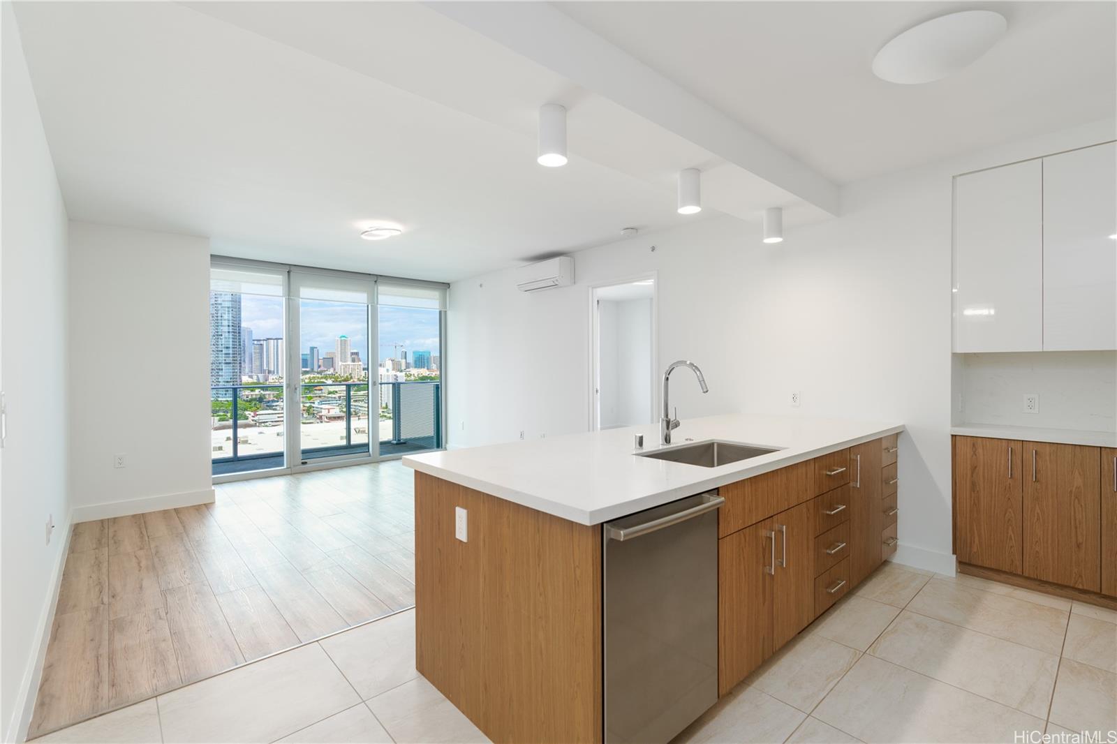 629 Keeaumoku Street 1302