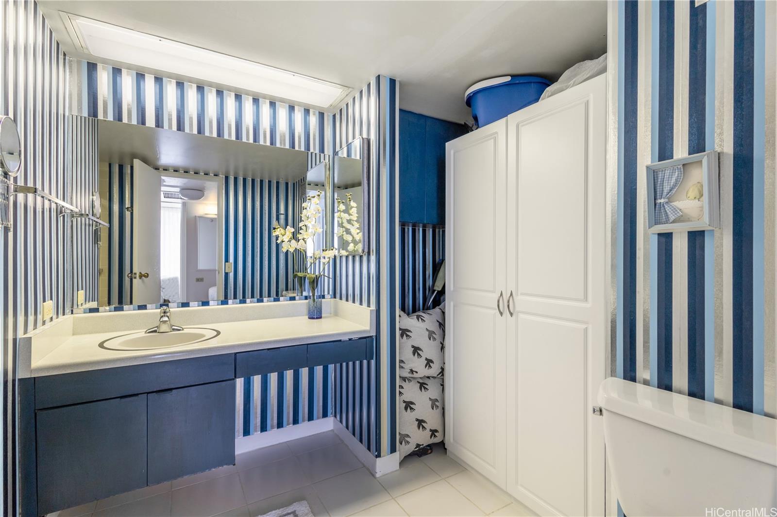 84-680 Kili Drive  Unit 1008