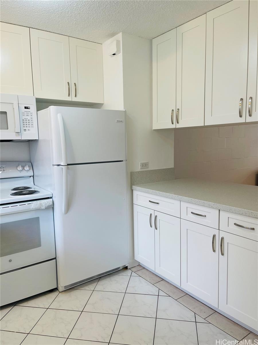 1323 Makiki Street A106