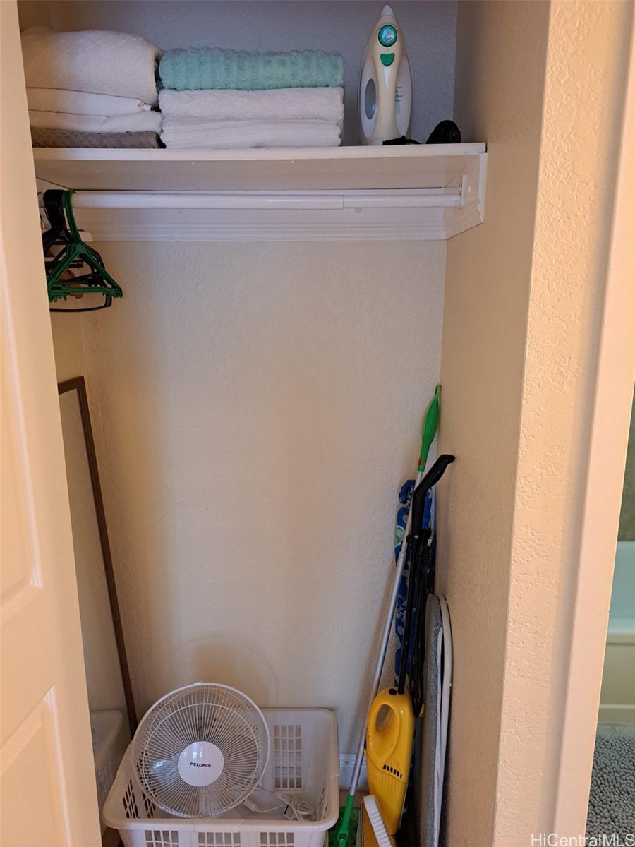 Photo 5 of 7