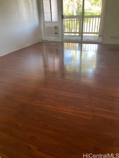 Photo 6 of 15