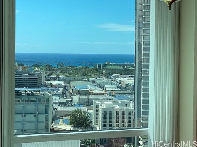 Photo 10 of 16