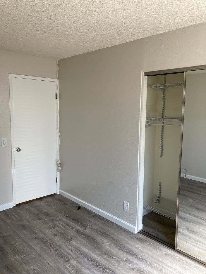 Photo 6 of 24