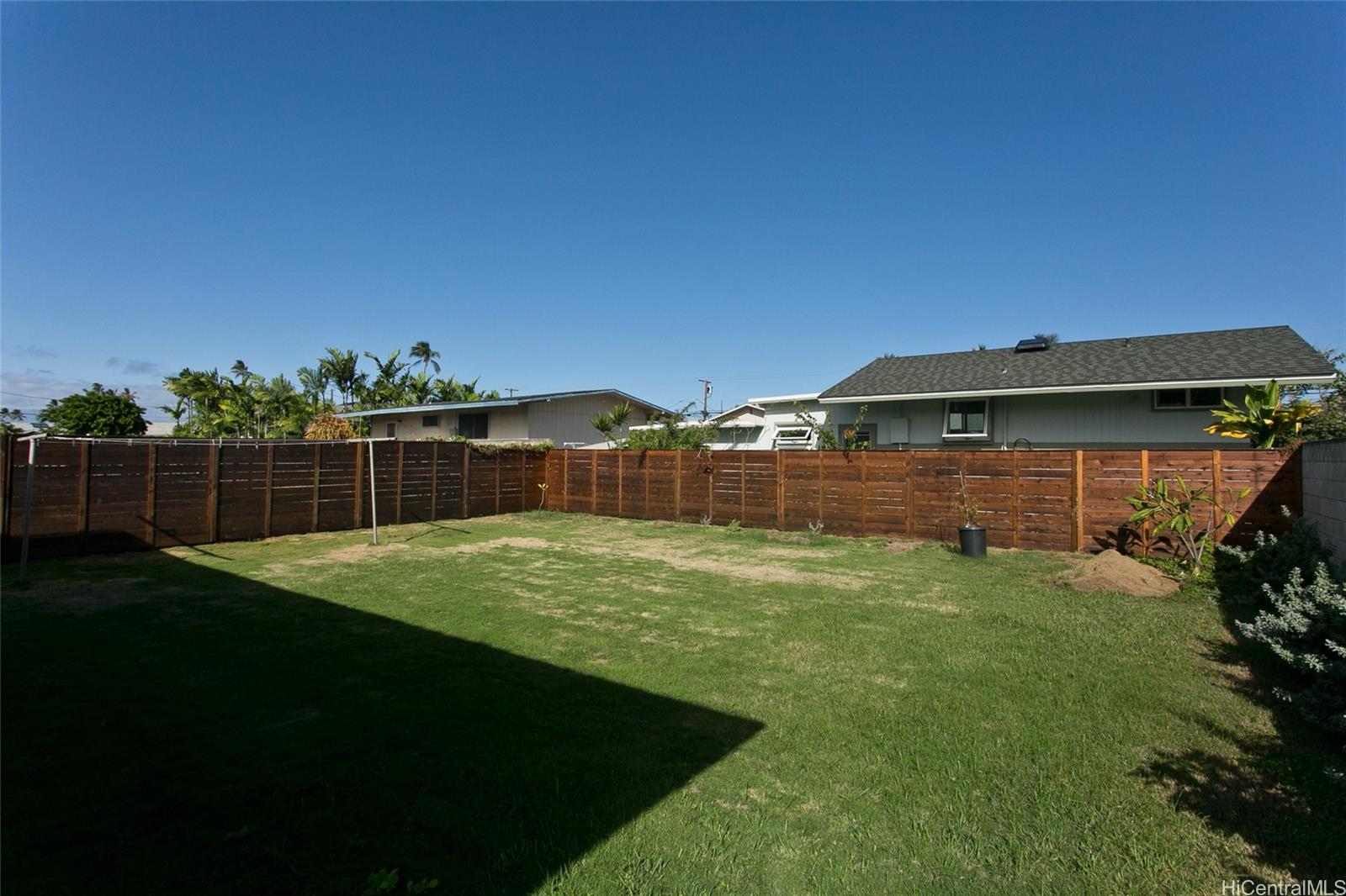 Photo 18 of 20