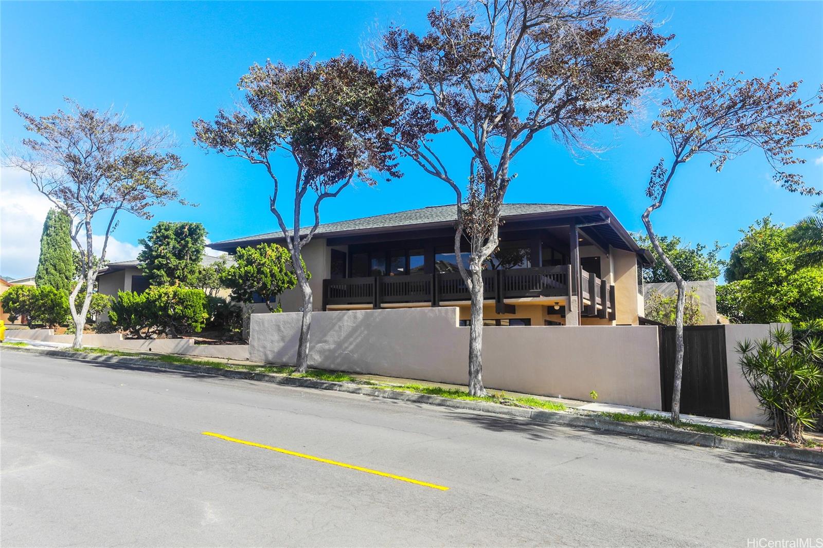 1472 Ala Naupaka Street