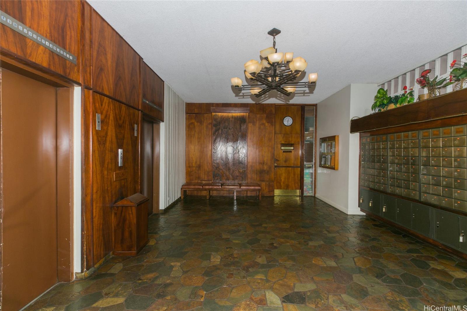 Photo 20 of 24