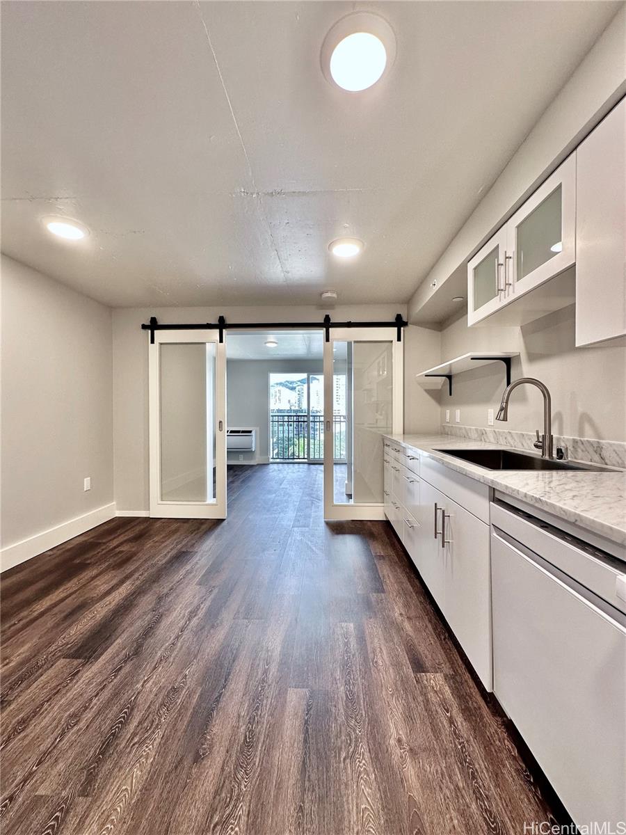 803 Waimanu Street  Unit 407