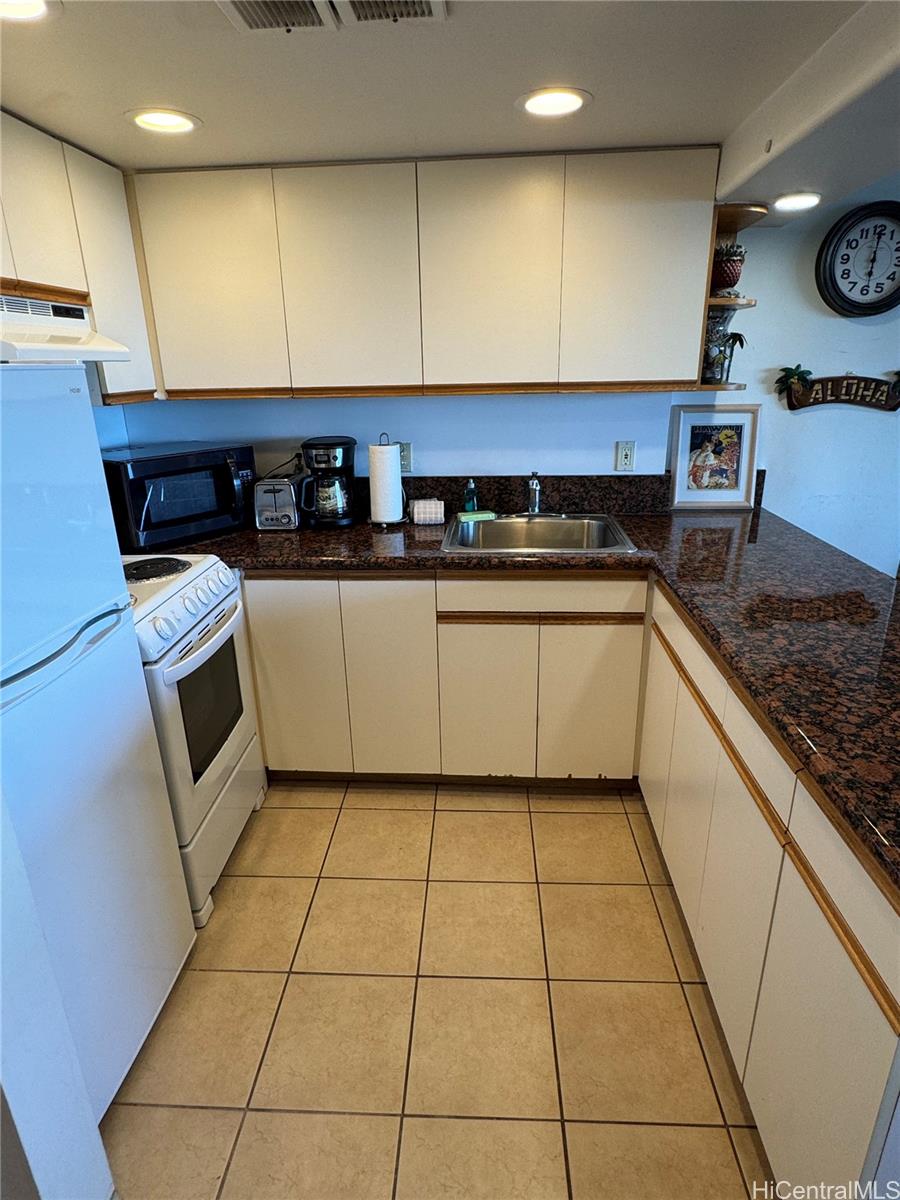 1777 Ala Moana Boulevard 814