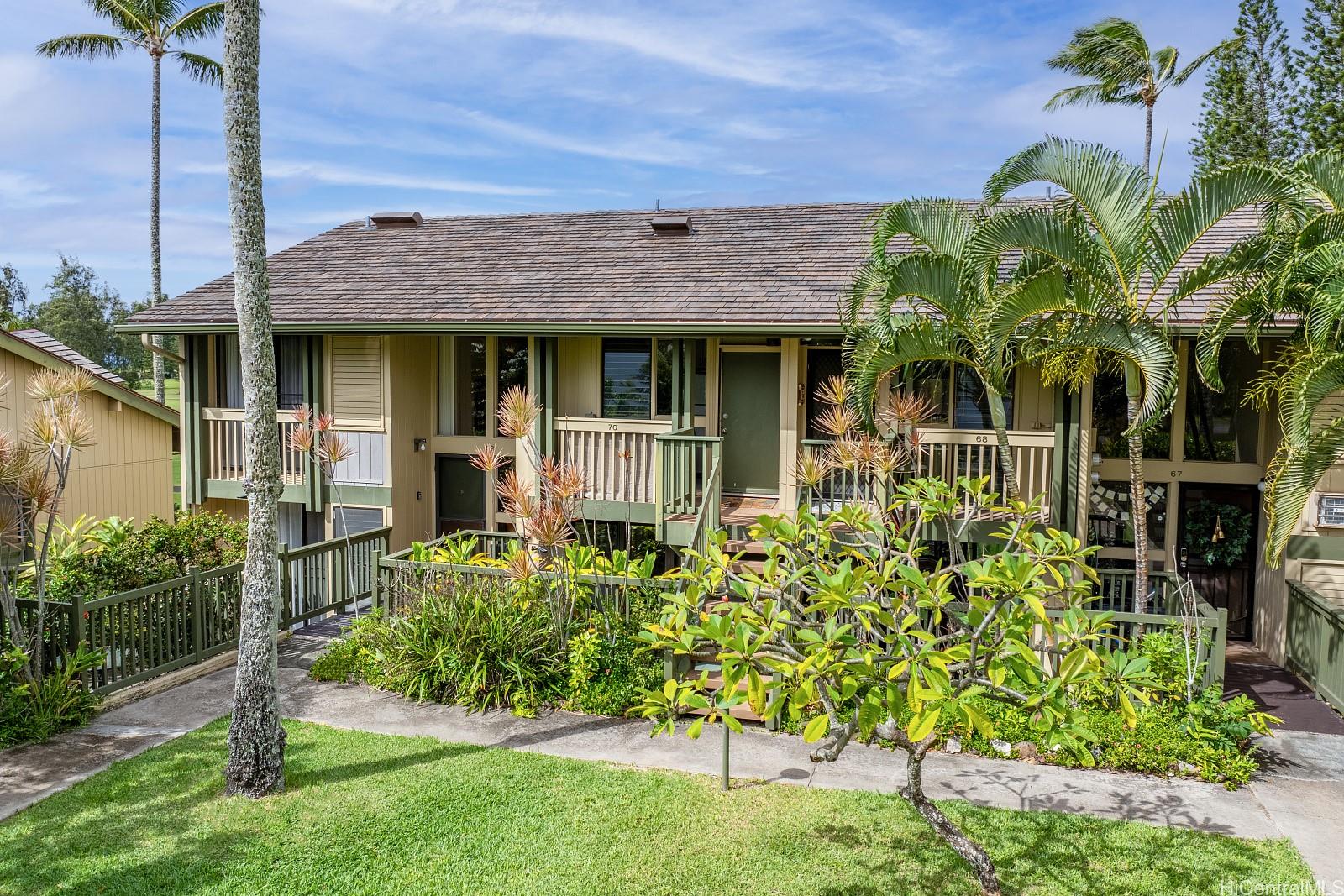 Photo 15 of 25