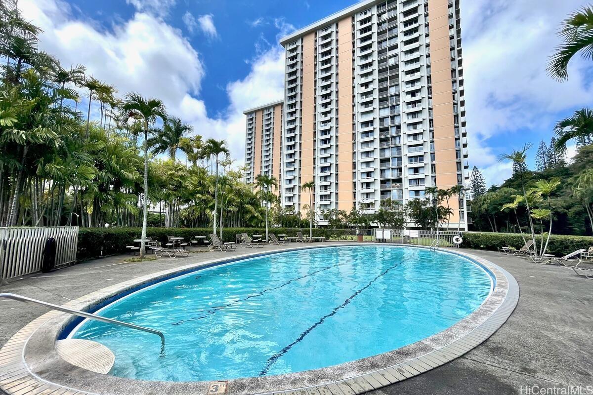 1511 Nuuanu Avenue  Unit 421