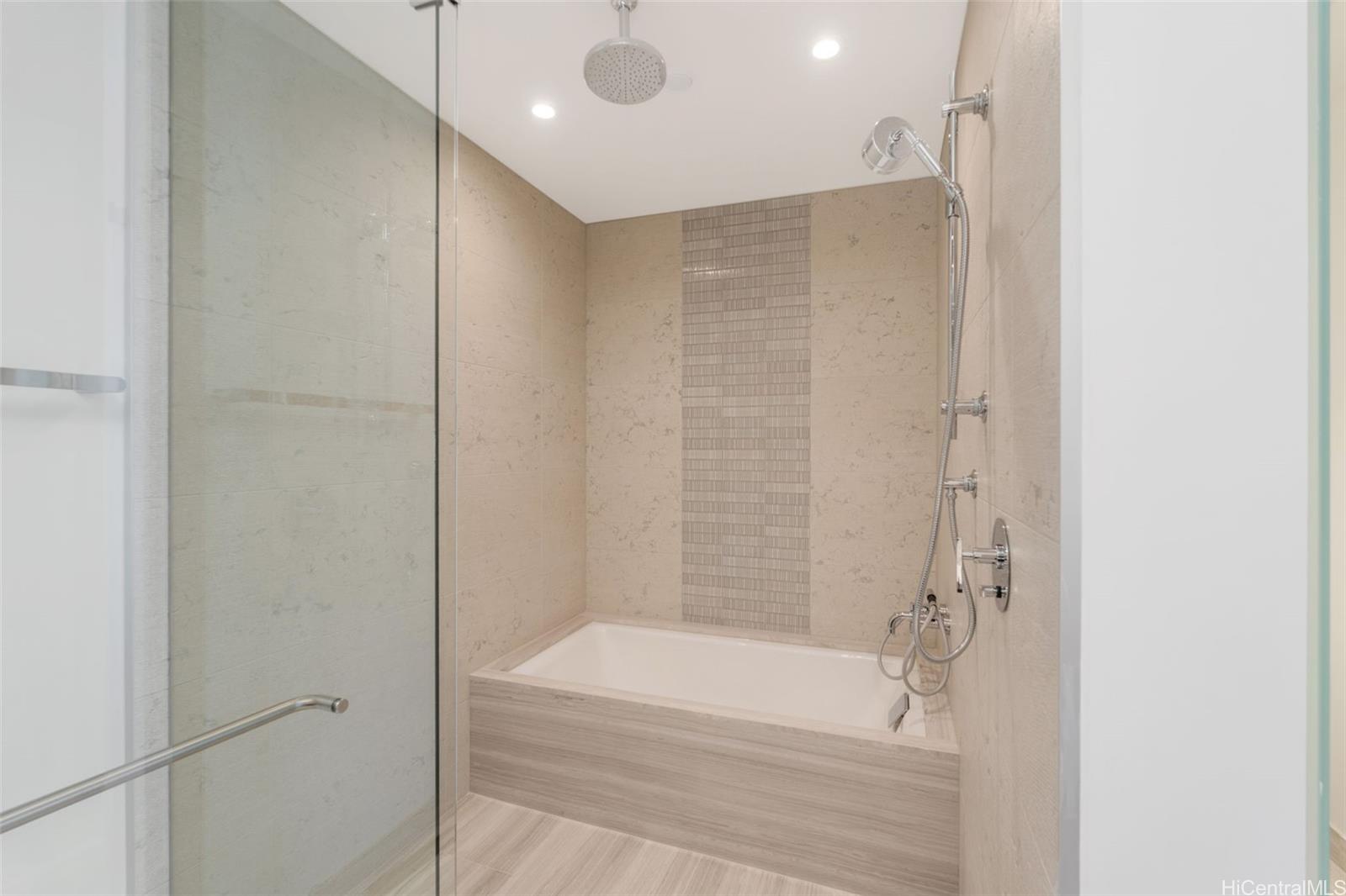 1100 Ala Moana Boulevard  Unit 1010