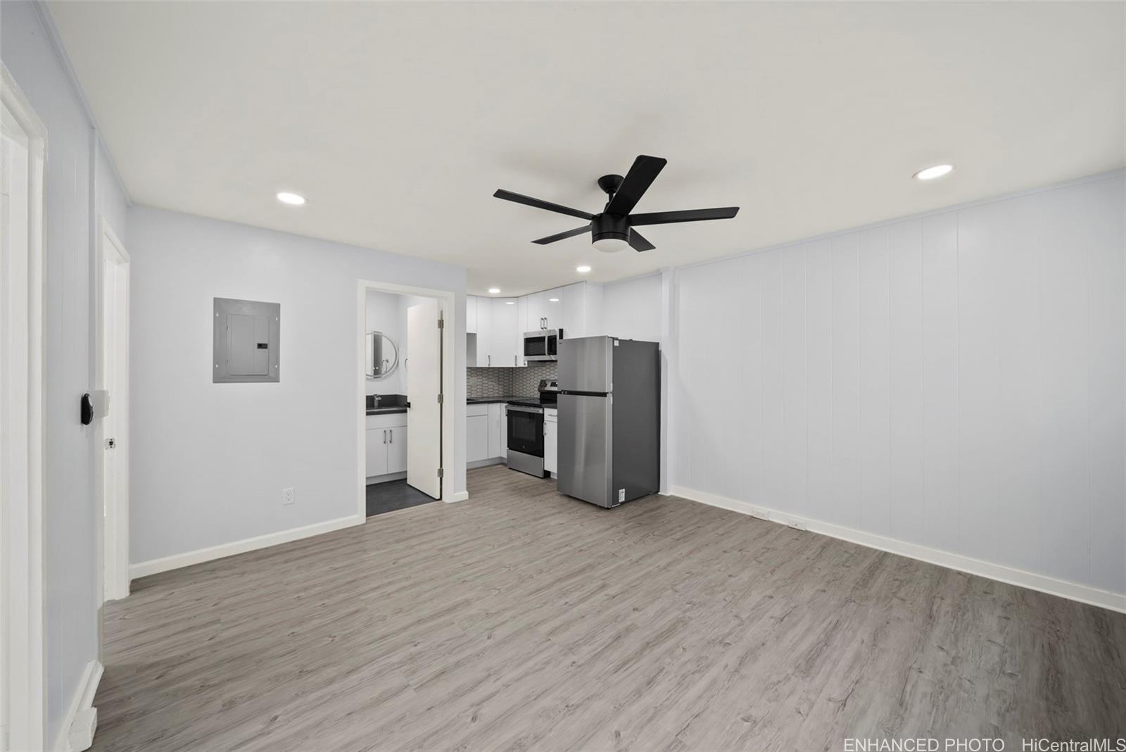 3007 Numana Road