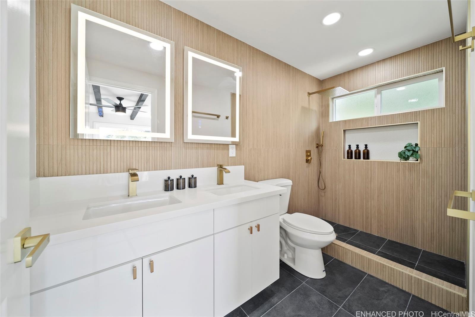 3007 Numana Road