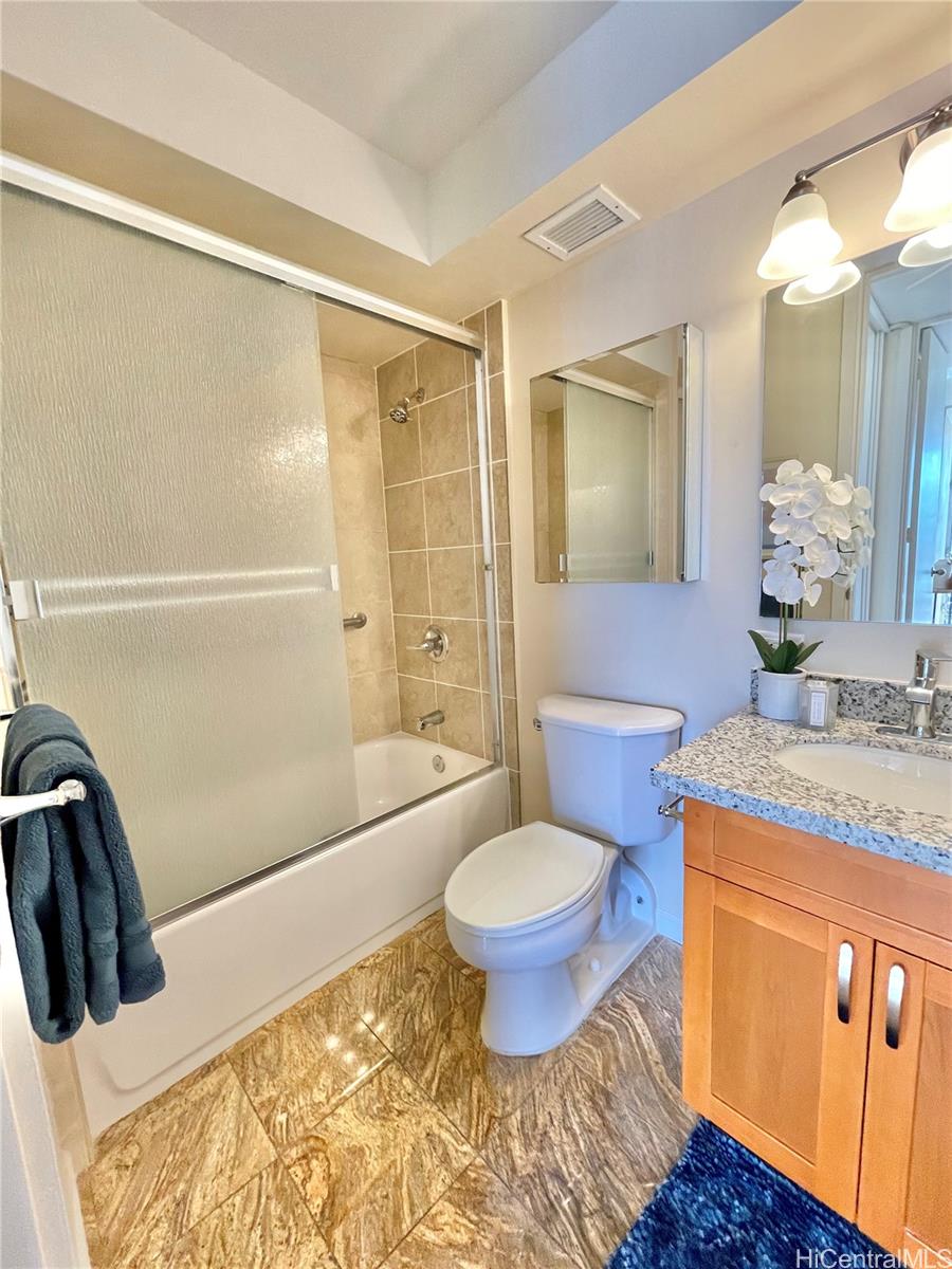 1212 Punahou Street  Unit 1008