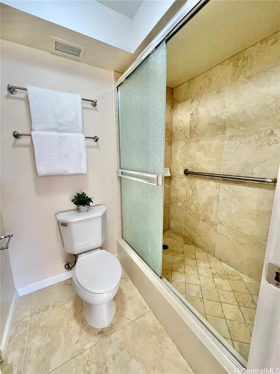 1212 Punahou Street  Unit 1008