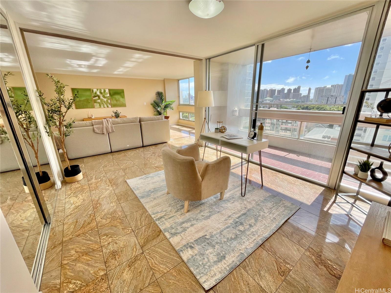 1212 Punahou Street  Unit 1008