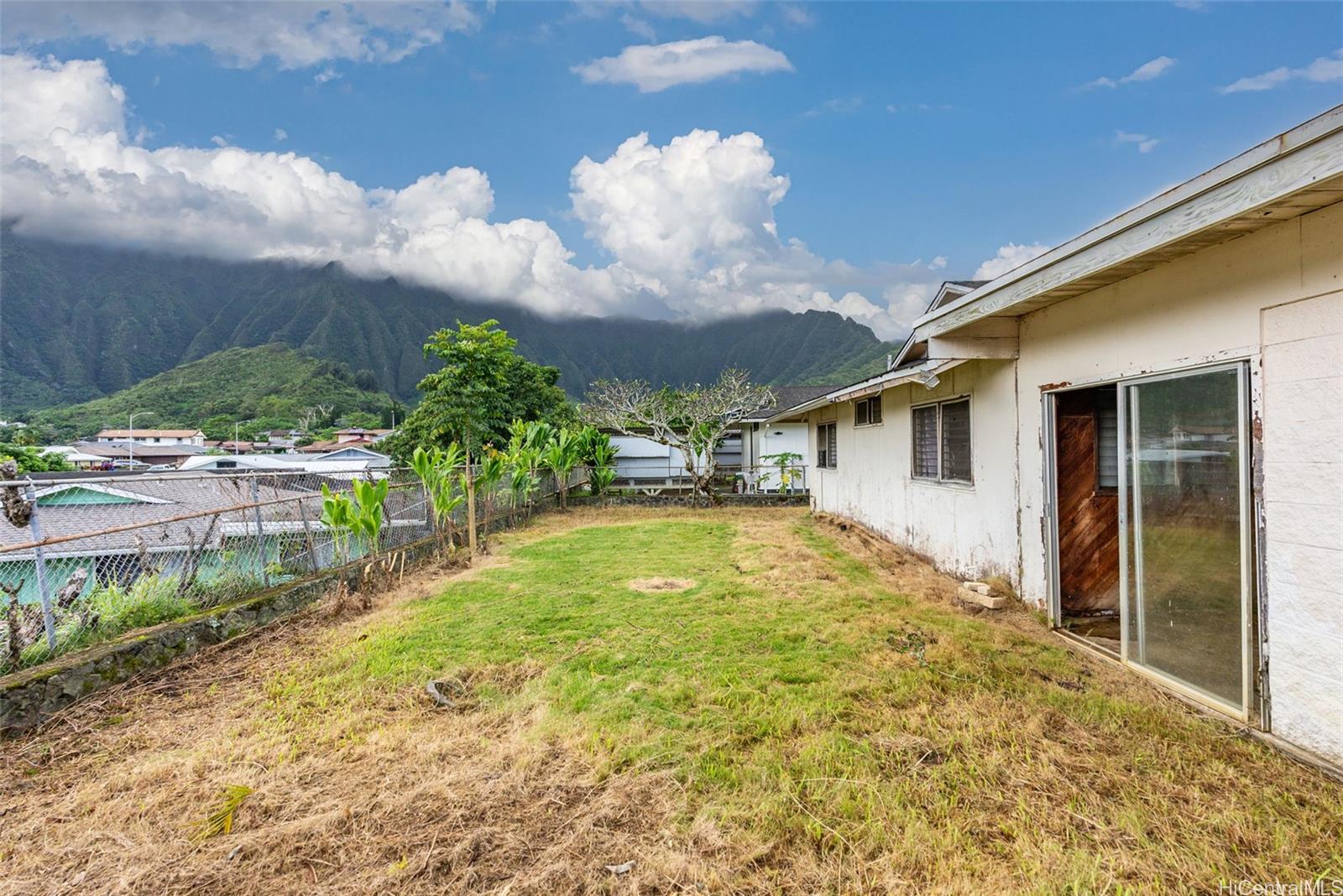 47-446 Aialii Place