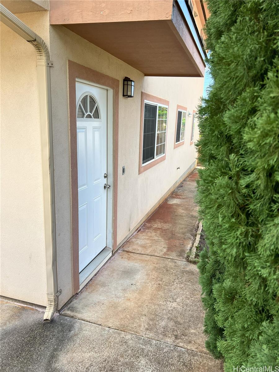 Photo 14 of 25