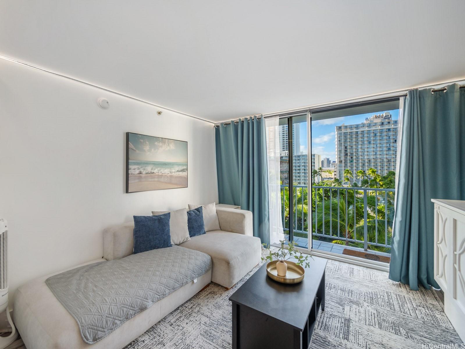 2427 Kuhio Avenue  Unit 804