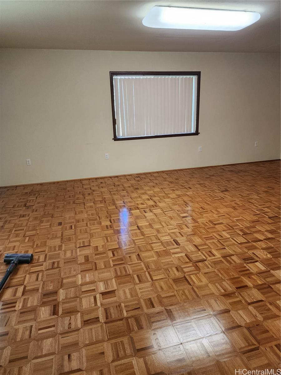 Photo 10 of 22