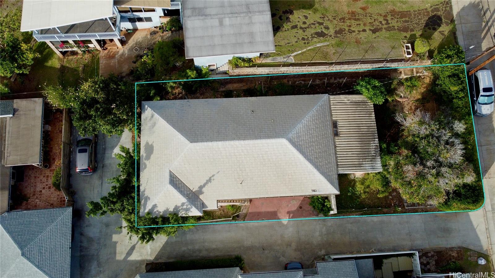 1758 Mikahala Way