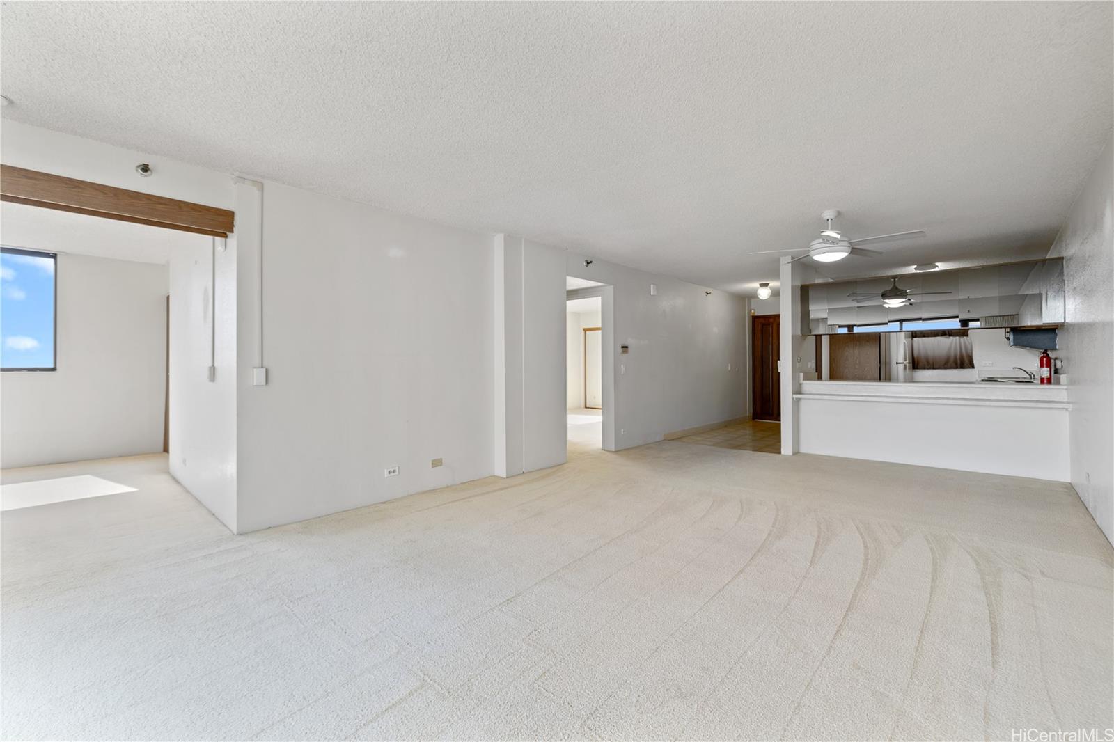Photo 5 of 25