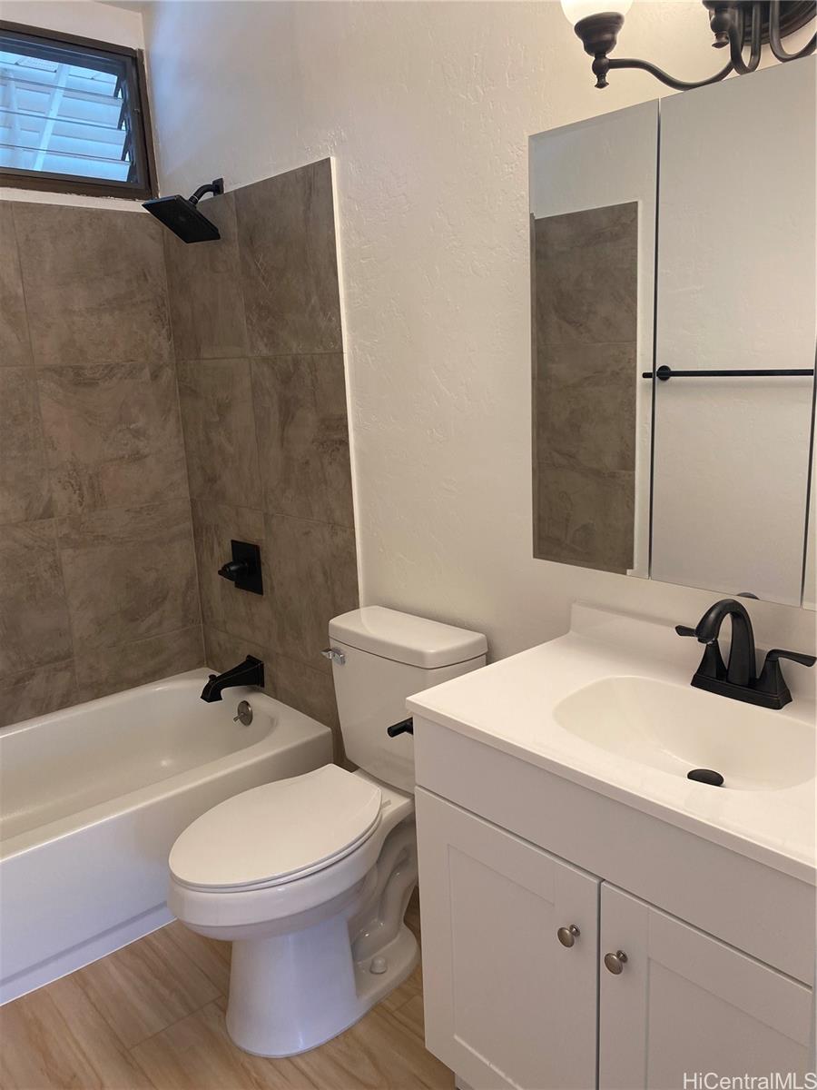 Photo 6 of 12