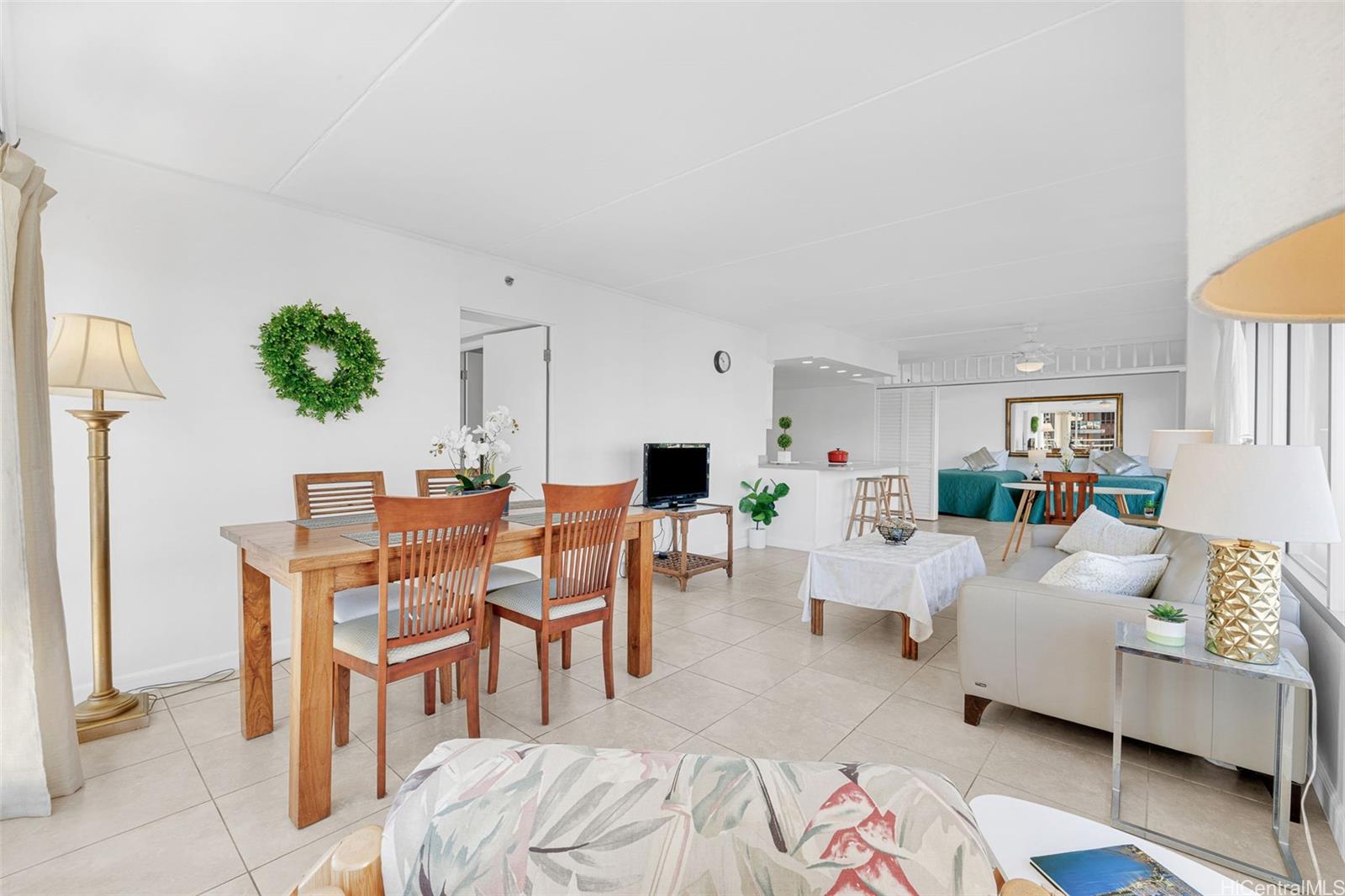 1777 Ala Moana Boulevard 925