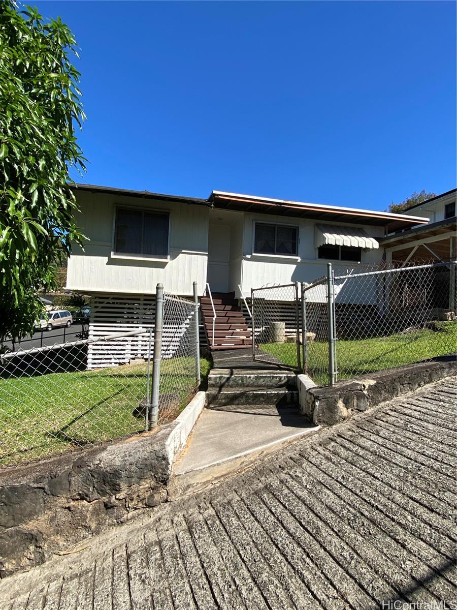 2265 Waiomao Road