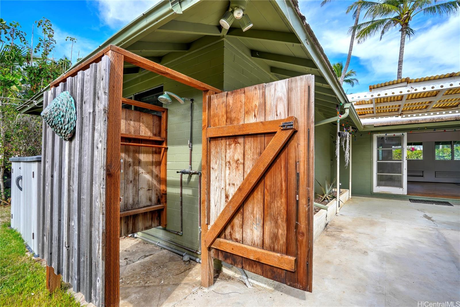 Photo 15 of 20