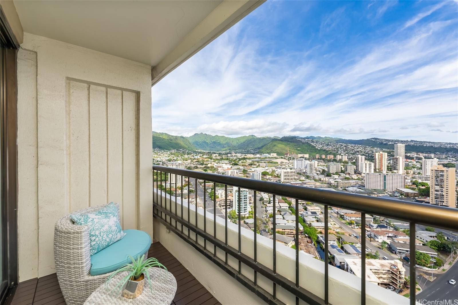 2333 Kapiolani Boulevard  Unit 2905