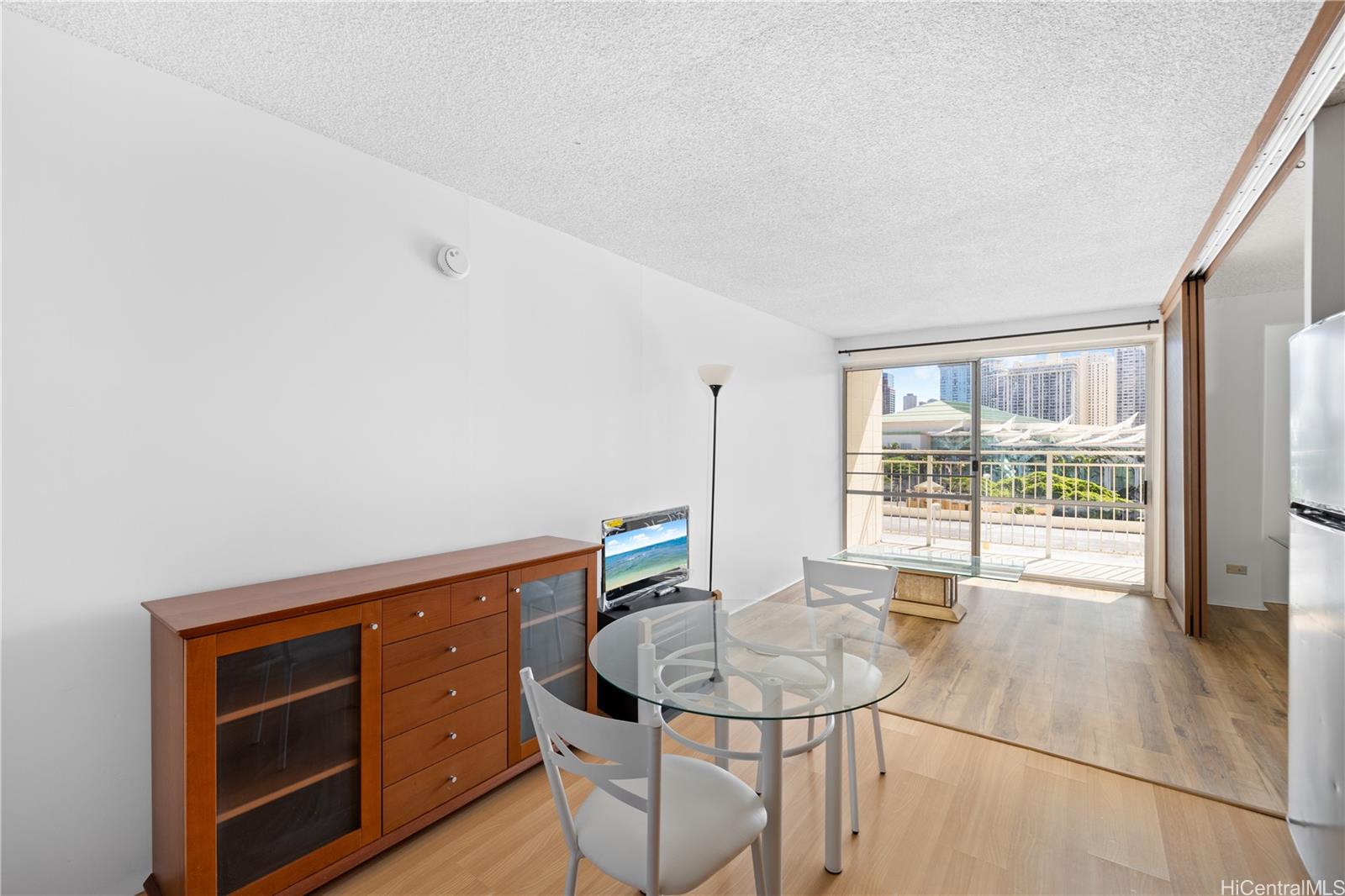 1655 Makaloa Street  Unit 911