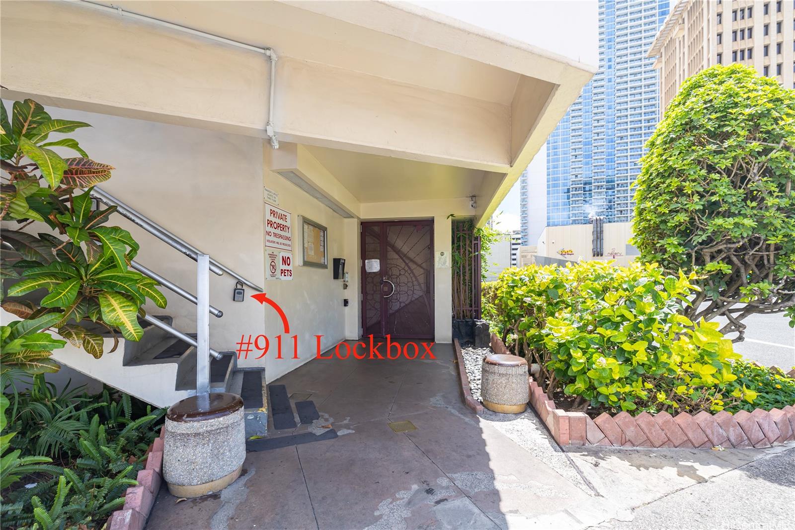 1655 Makaloa Street  Unit 911