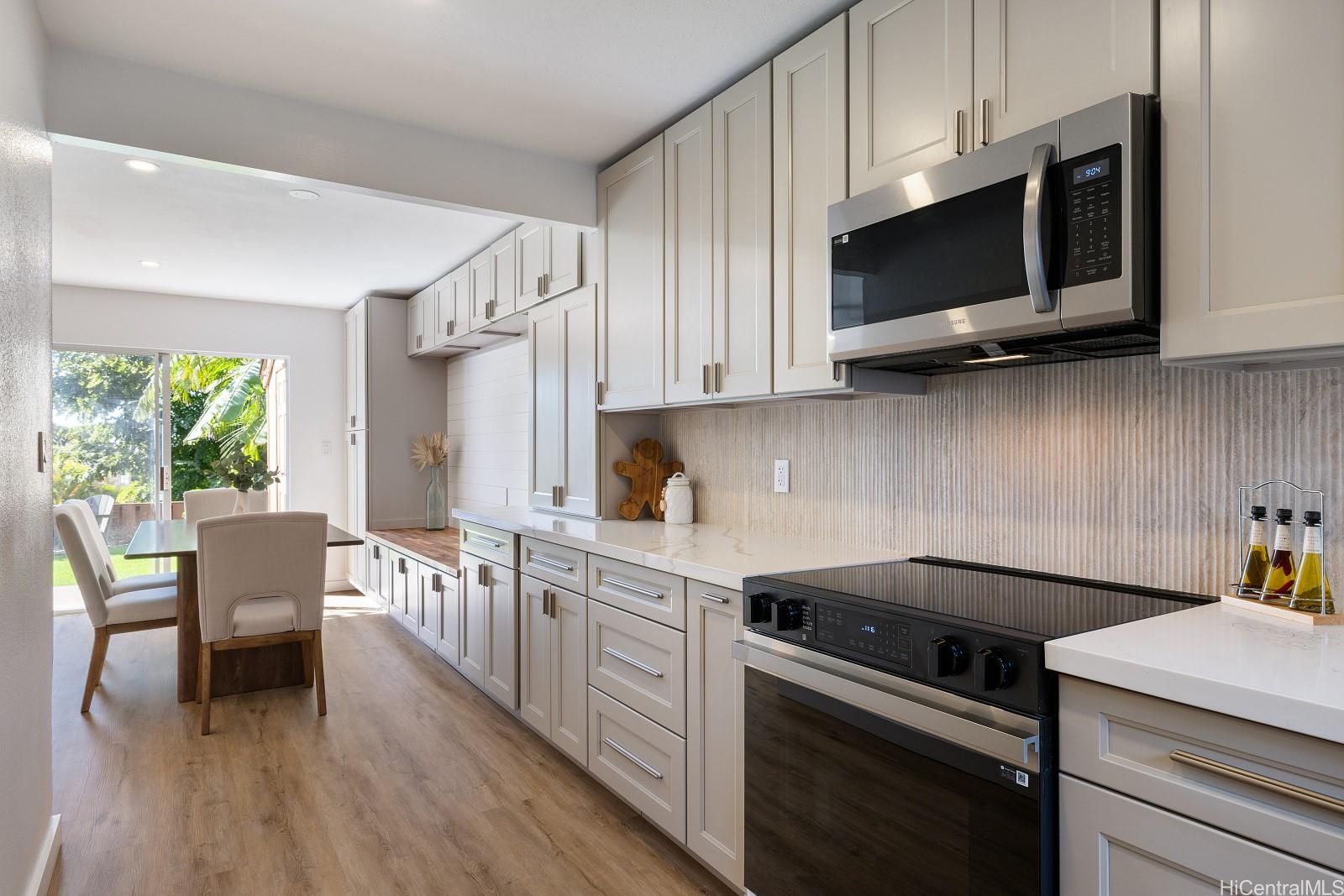 92-1032 Makakilo Drive  Unit 32